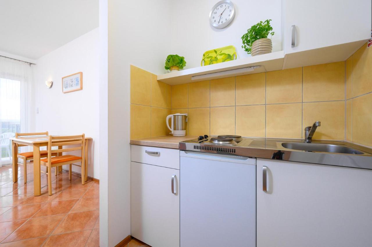 Osrodek Wczasowy Coral Nad Morzem Apartment วีแช ภายนอก รูปภาพ